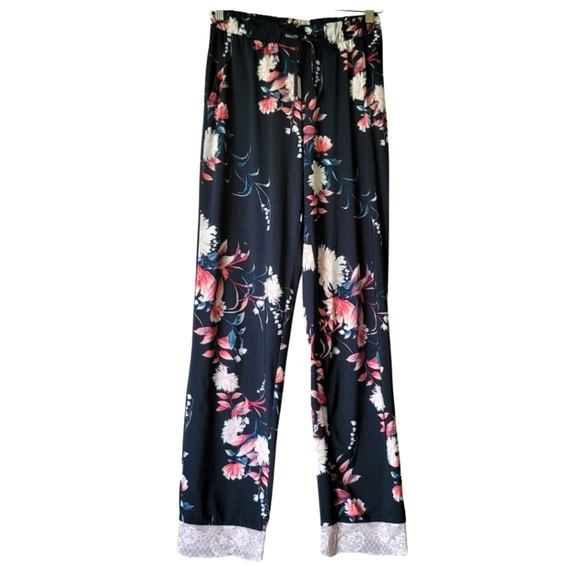 LA Vie En Rose Floral Soft Sleepwear Pajama Size XS in Black - Picture 1 of 10